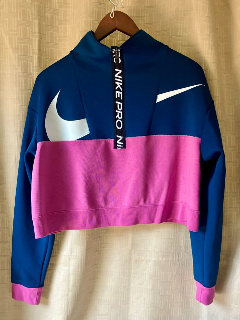 Nike Pro Get Fit Women's Fleece 1/2-zip Jacket Sz S In Blue/Pink